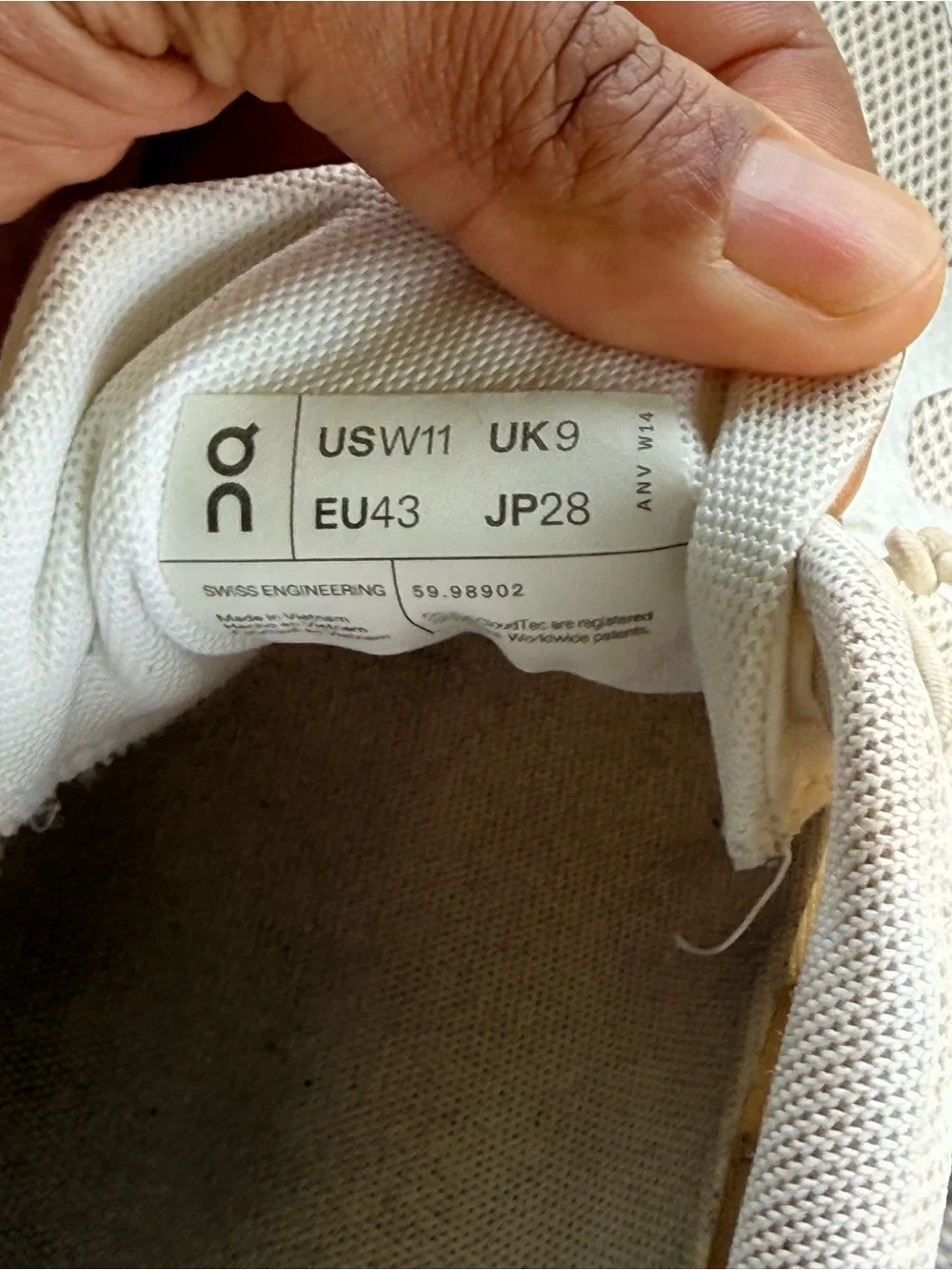 On Running women’s Sneakers - Beige/Cream